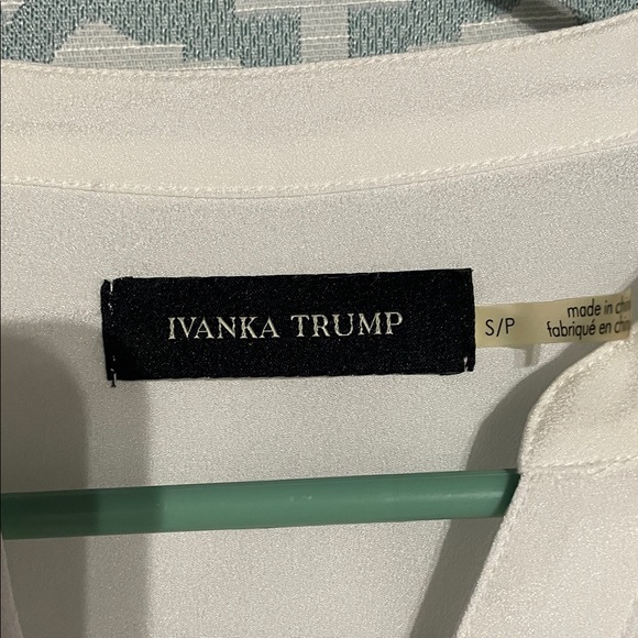 women's White dress  Shirt - Picture 3 of 4